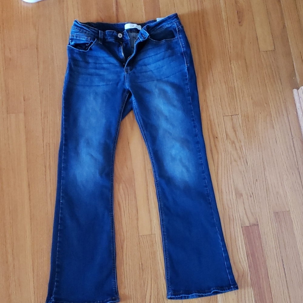 Bootcut Kancan Jeans